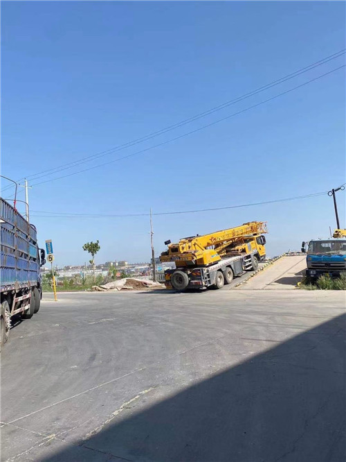 宿豫区25吨吊车的租赁价格大概是多少？