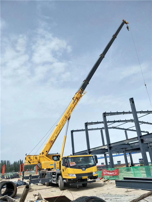 宿豫区超高层建筑钢结构吊装案例